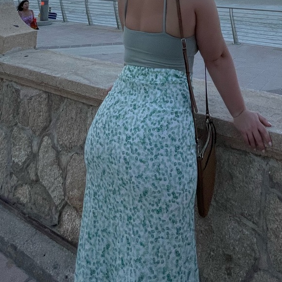 Green floral maxi skirt w/ slip! - Picture 2 of 2